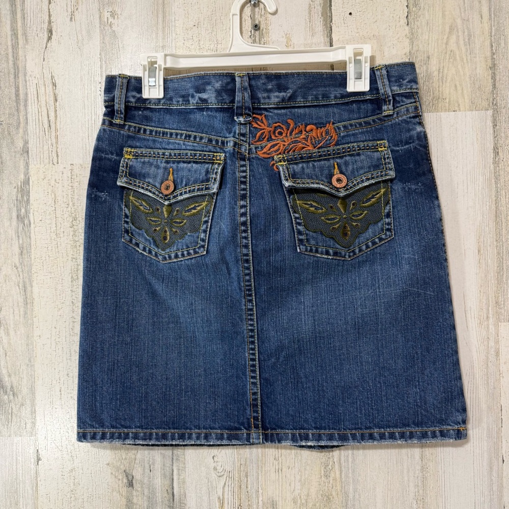 Vintage Old Navy Embroidered Denim Blue Mini Skirt - Picture 3 of 9